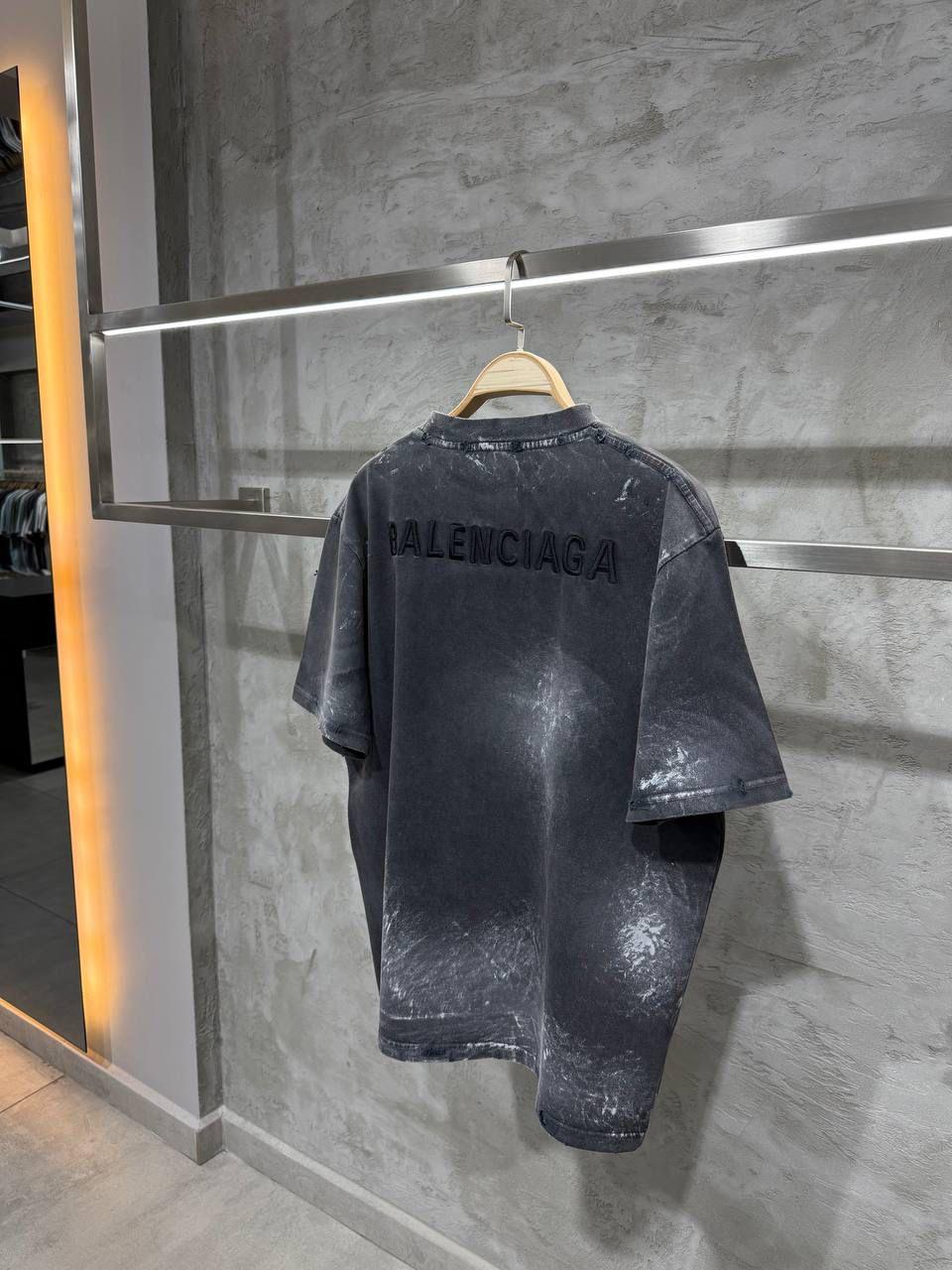 Balenciaga T-SHIRT  – Black Friday Limited edition